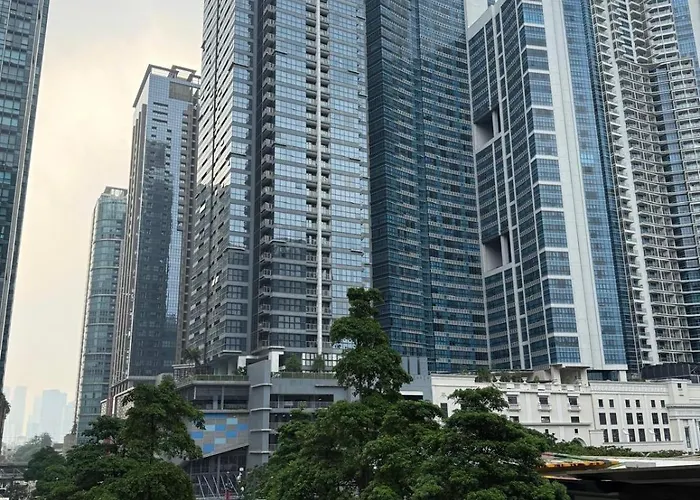 Uptown Parksuites Bgc & Free Parking Apartamento