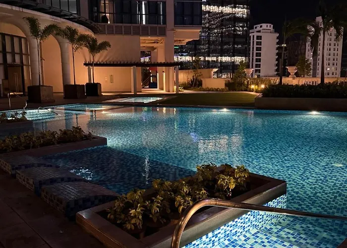 Uptown Parksuites Bgc & Free Parking * Manille